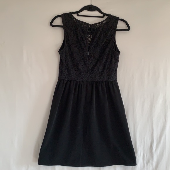 FOREVER 21 Little black dress - Picture 4 of 8